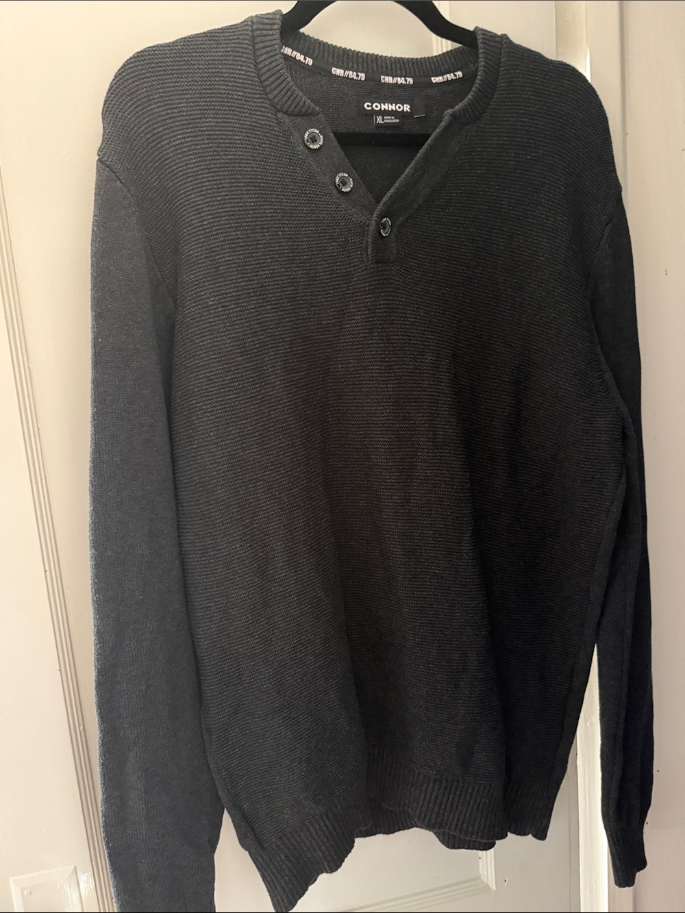 CONNOR Men's Black V-Neck Henley Knit Sweater